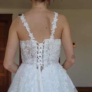 Wedding dress